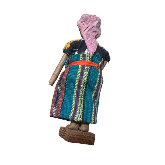 Two Folk Peru Handmade Fabric Dolls Peruvian Artist - Picture 3 of 13